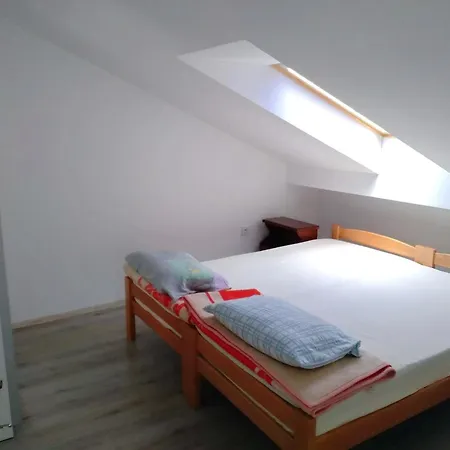 Bezek Apartment